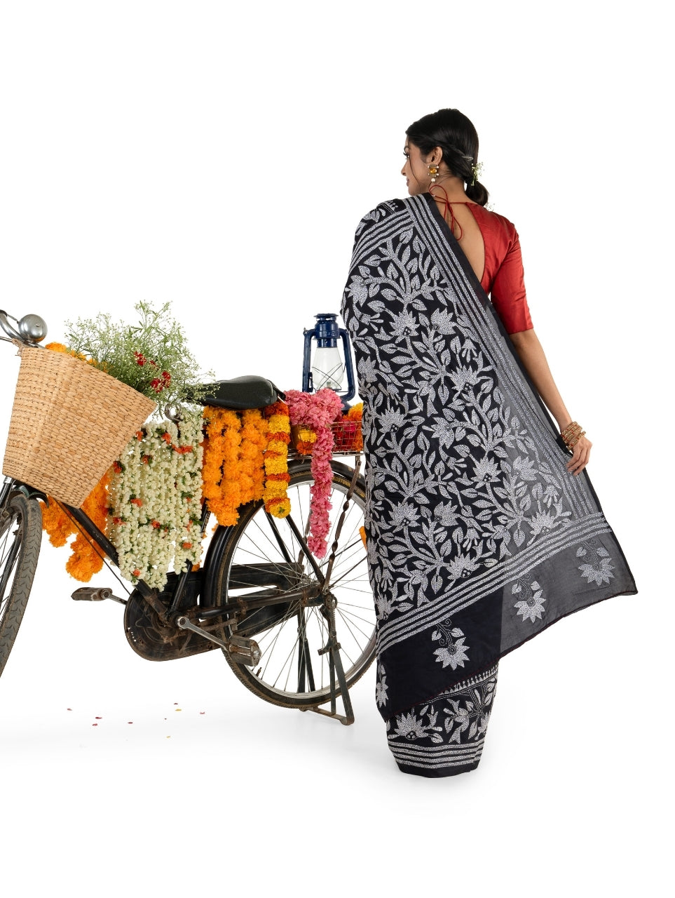 Black With White Coloured Floral Kantha Stitched Saree