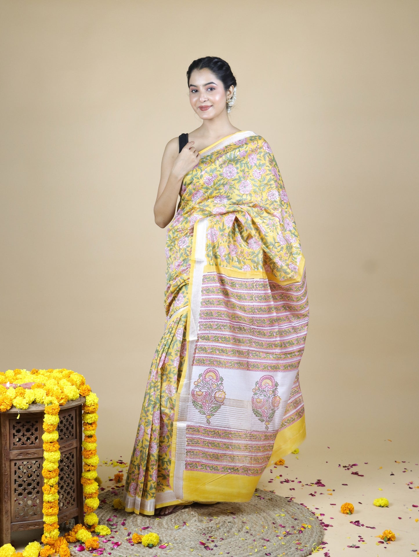 Yellow Blended Maheshwari Silk With Sanganeri Block Prints
