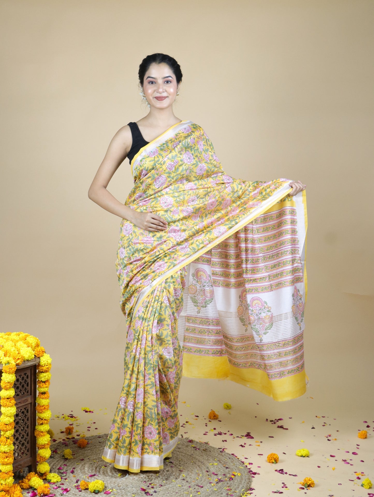Yellow Blended Maheshwari Silk With Sanganeri Block Prints