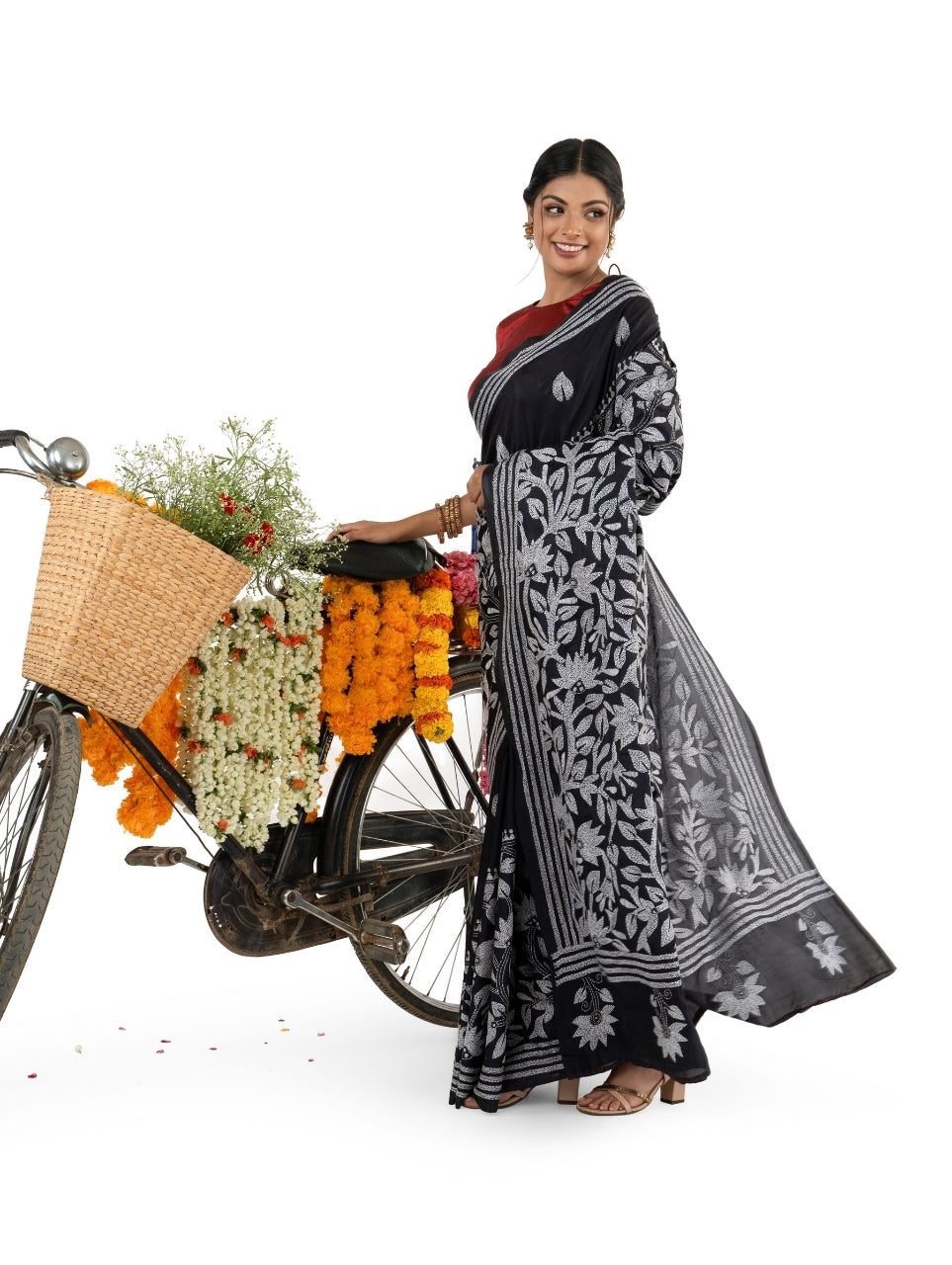 Black With White Coloured Floral Kantha Stitched Saree