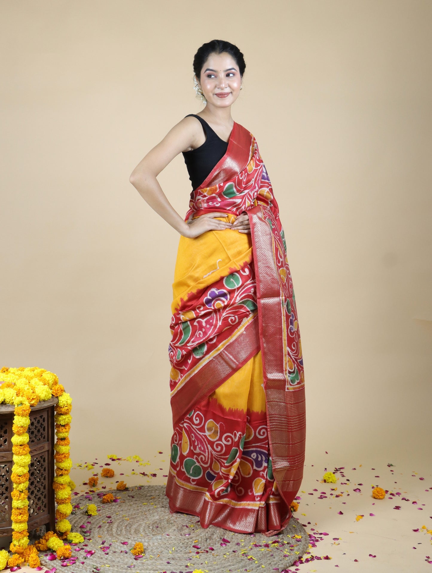 Yellow and Red Batik Print Maheshwari Silk Saree
