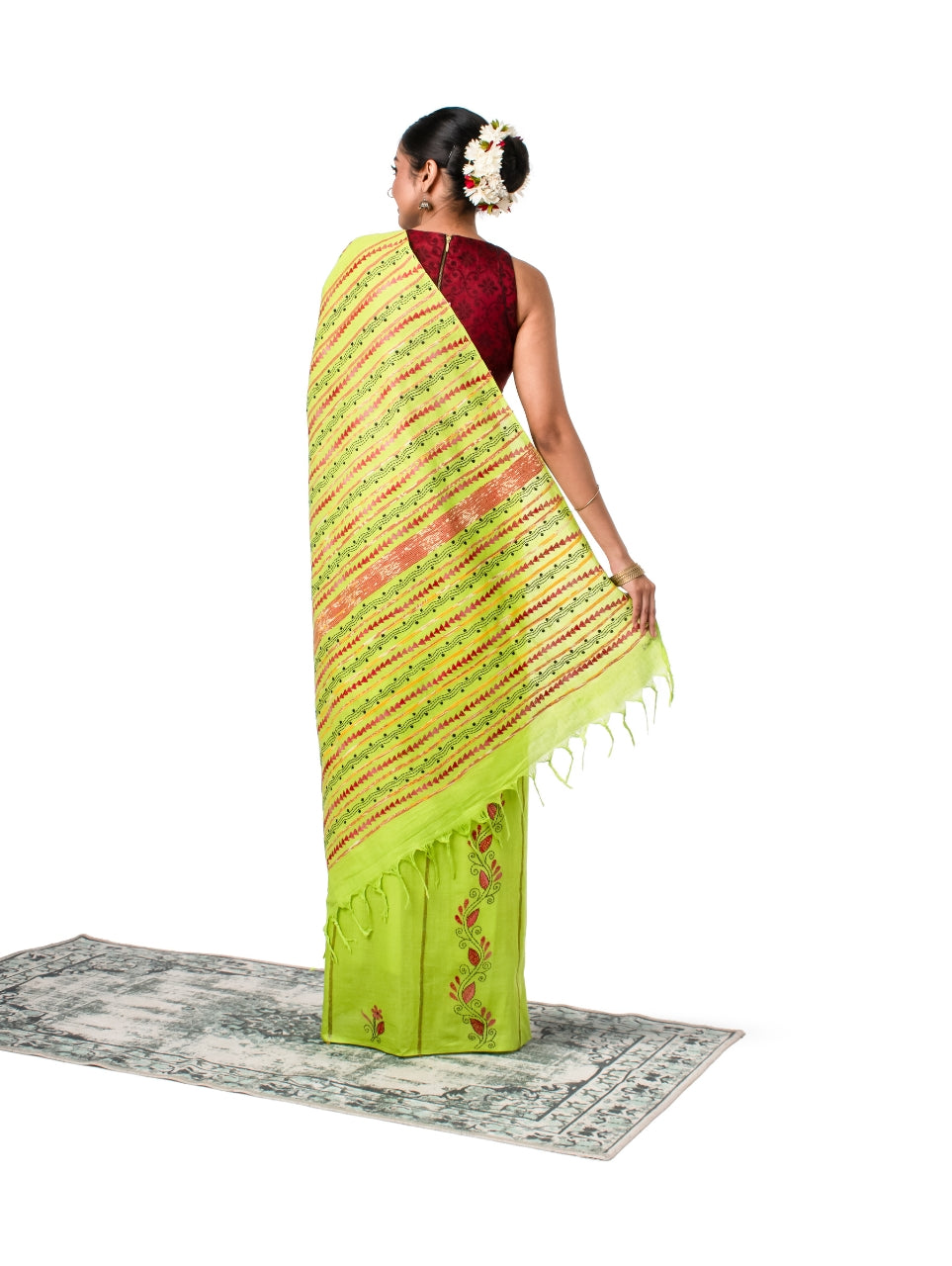 Fluorescent Green Exquisite Khesh Kantha Stitched Saree