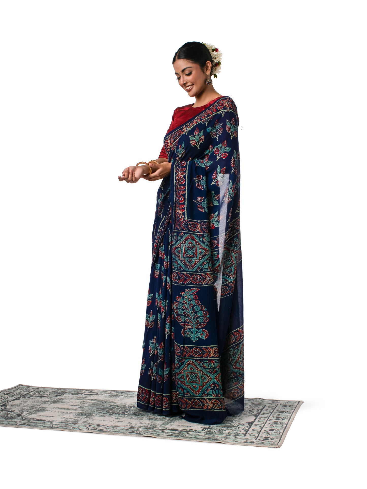 Dark Blue Coloured Chiffon Block Printed Saree with Multicolored Flowers